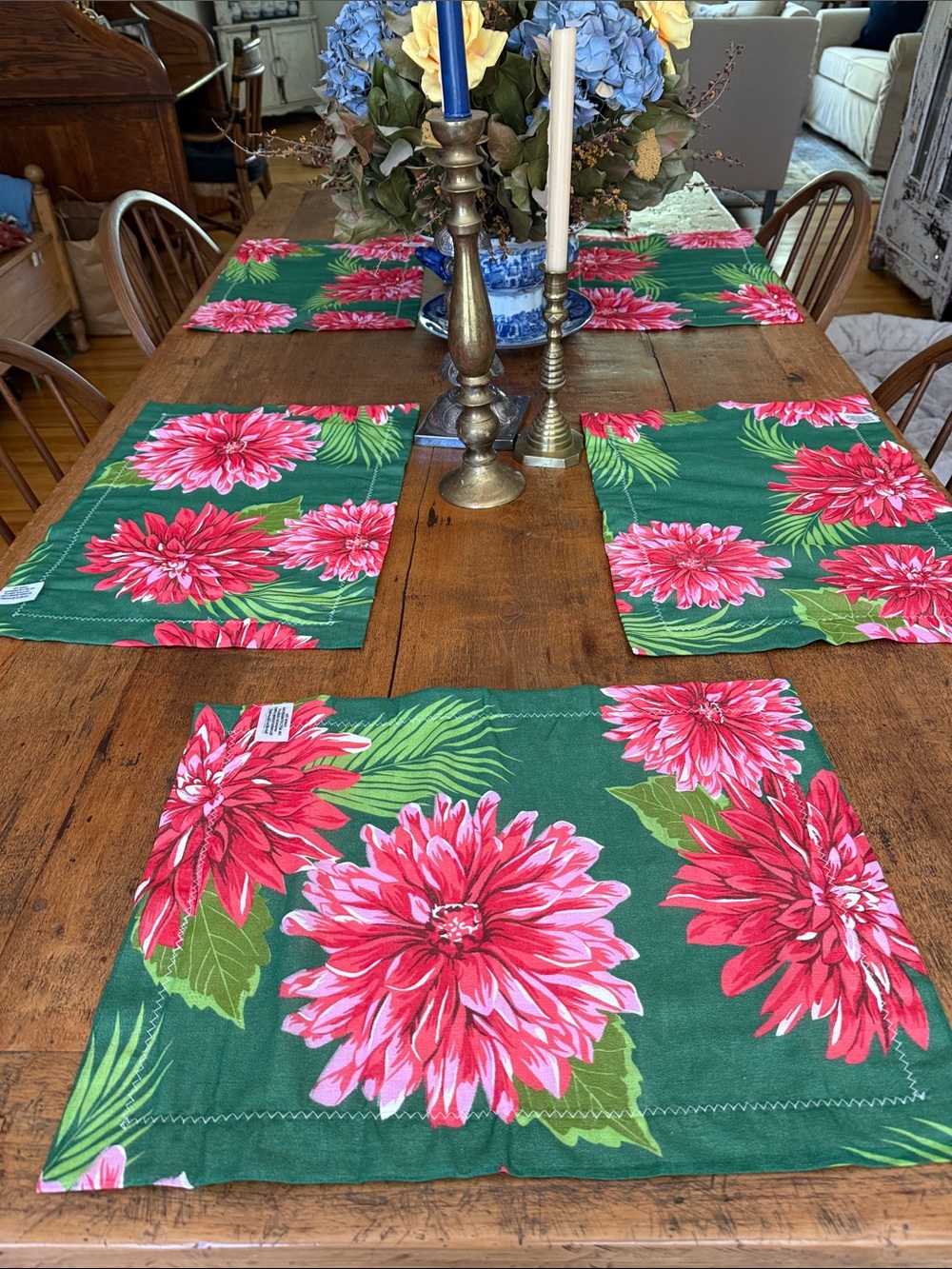 New Set of 6 Artisanal Green w/ Red Floral 100% Cotton Placemats